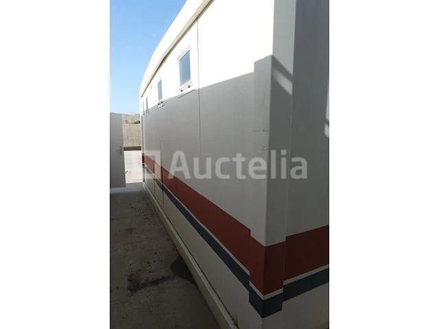 Sanitaire container + douche real - afbeelding 23 van  49