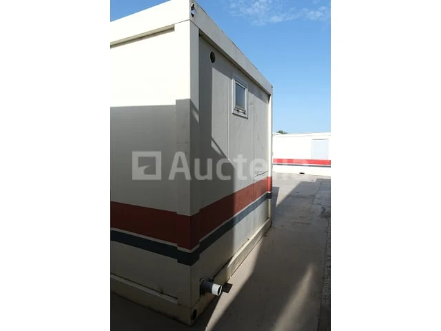 Sanitaire container + douche real - afbeelding 36 van  49