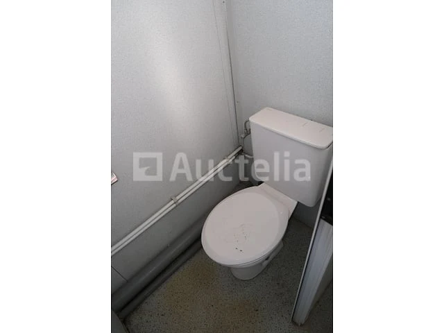 Sanitaire container + douche real - afbeelding 44 van  49