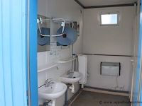 Sanitaire container, met 2 wasbakken, toiletten en verwarming, werking niet gekend - afbeelding 4 van  4