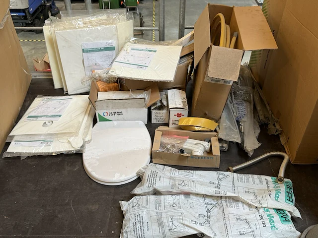 Sanitaire toebehoren - afbeelding 1 van  6
