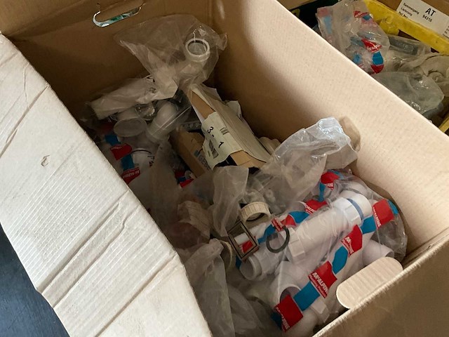 Sanitaire toebehoren - afbeelding 8 van  9