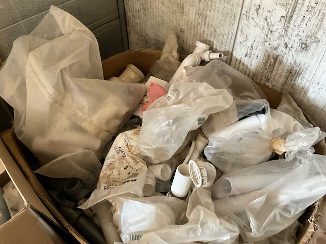 Sanitaire toebehoren - afbeelding 2 van  12