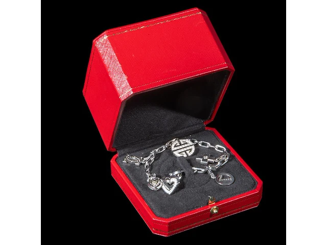 Santos de cartier charm bracelet in 18ct white gold, with diamond charms, weight: 37,8 g (+) - afbeelding 17 van  18