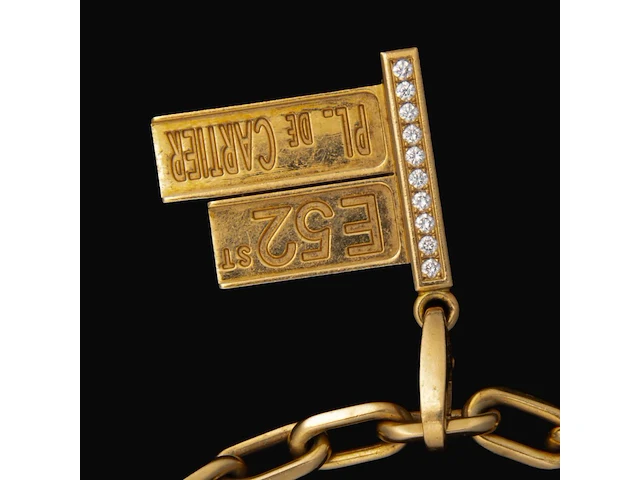 Santos de cartier charm bracelet in 18ct yellow gold, with diamond charms, weight: 46,3 g (+) - afbeelding 9 van  16