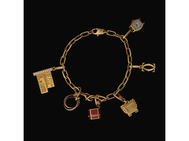 Santos de cartier charm bracelet in 18ct yellow gold, with diamond charms, weight: 46,3 g (+) - afbeelding 16 van  16