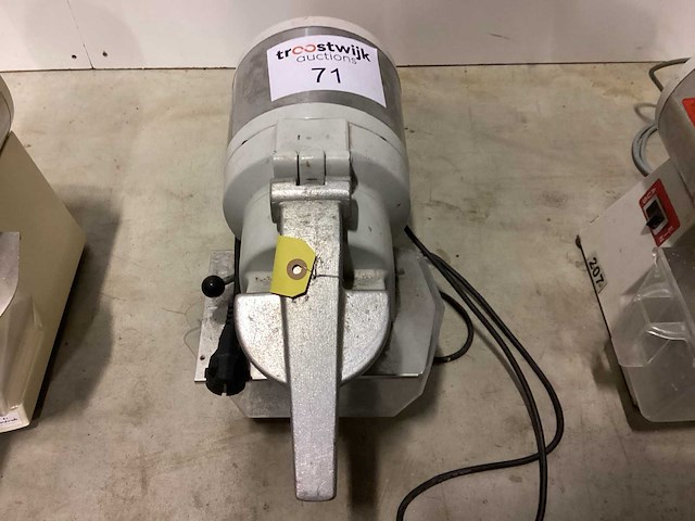 Santos kaasraspmachine - afbeelding 1 van  3