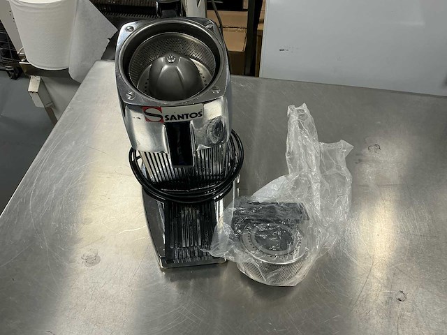 Santos sinaasappelpers 10c sapcentrifuge - afbeelding 1 van  5