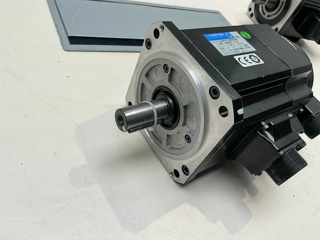 Sanyo denki servomotor (2x) - afbeelding 10 van  10