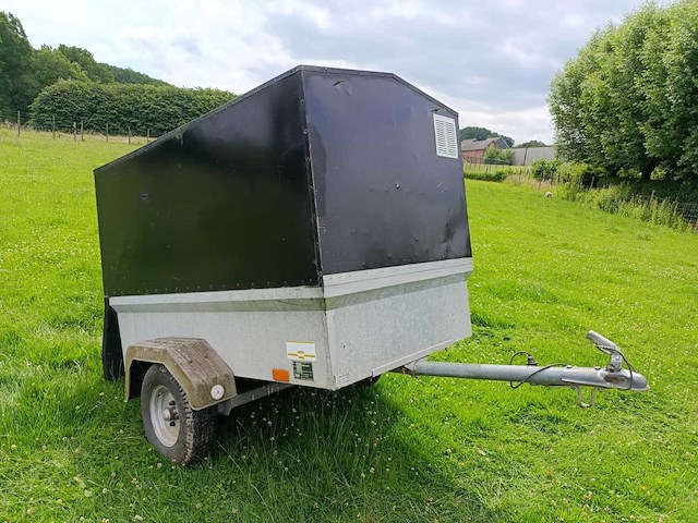 Saris - gesloten - arba2000 - aanhangwagen 500kg - afbeelding 1 van  8