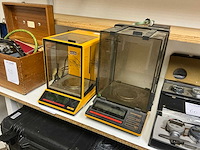 Sartorius precisieweegschaal (2x) - afbeelding 1 van  10
