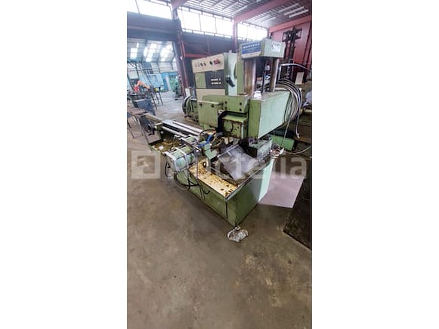 Saturne cirkelzaagautomaat / automatische zaagmachine - afbeelding 10 van  14