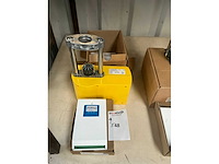 Sauer avm234sf132-5 / eye200f001 klepactuator met ruimteregelaar - afbeelding 2 van  6