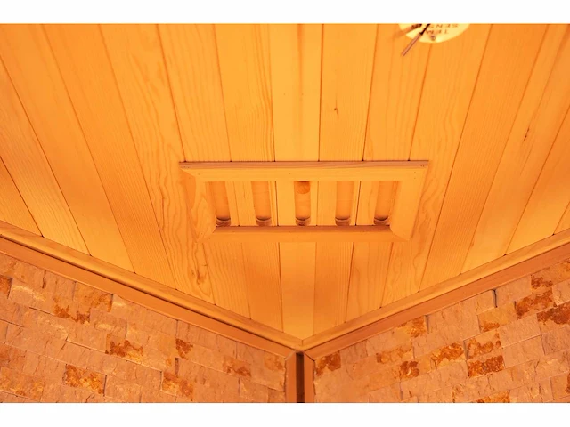 Sauna - vonato - 0 - prisma met kachel - afbeelding 10 van  10