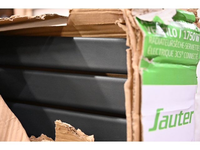 Sauter marapi elektrische handdoekradiator antraciet - afbeelding 3 van  4