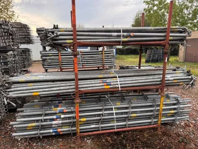 Scafom - gevel diagonaal 2.57 x 2,0 m - steiger (53x) - afbeelding 1 van  1