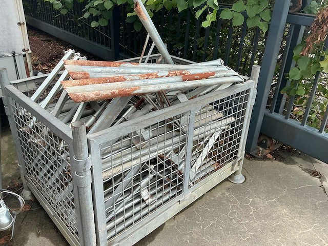 Scafom partij steigeronderdelen - afbeelding 2 van  4