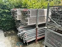 Scafom partij steigeronderdelen - afbeelding 1 van  11