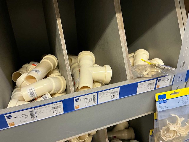 Scala grote partij pvc koppelstukken en verbindingsstukken - afbeelding 4 van  42
