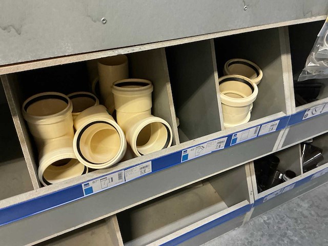 Scala grote partij pvc koppelstukken en verbindingsstukken - afbeelding 6 van  42