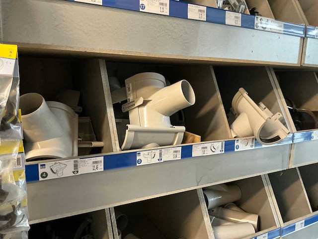Scala grote partij pvc koppelstukken en verbindingsstukken - afbeelding 19 van  42