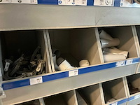 Scala grote partij pvc koppelstukken en verbindingsstukken - afbeelding 20 van  42