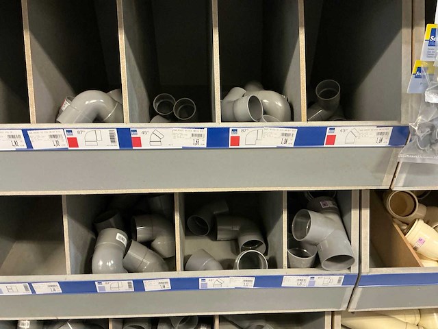 Scala grote partij pvc koppelstukken en verbindingsstukken - afbeelding 12 van  42