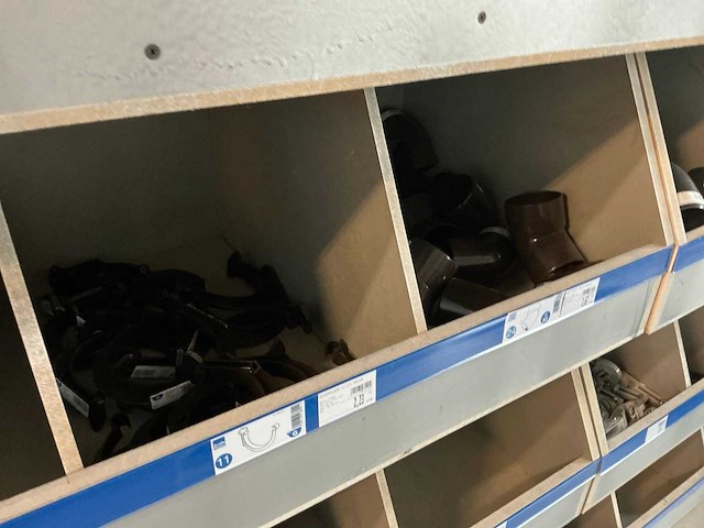 Scala grote partij pvc koppelstukken en verbindingsstukken - afbeelding 25 van  42