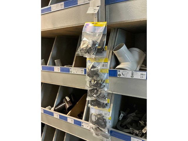 Scala grote partij pvc koppelstukken en verbindingsstukken - afbeelding 30 van  42