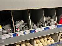 Scala grote partij pvc koppelstukken en verbindingsstukken - afbeelding 38 van  42