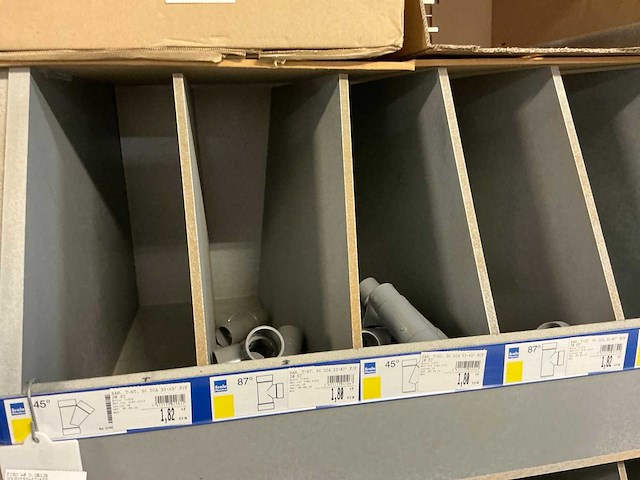 Scala grote partij pvc koppelstukken en verbindingsstukken - afbeelding 40 van  42