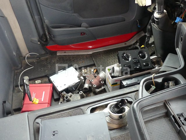 Scania cr19h vrachtwagencabine - afbeelding 16 van  27