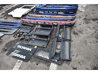 Scania lot carrosserieonderdelen - afbeelding 7 van  20