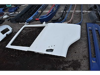 Scania lot carrosserieonderdelen - afbeelding 16 van  20