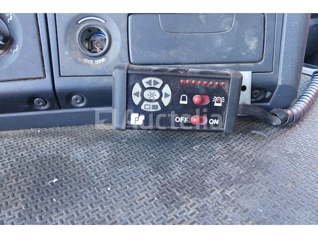 Scania prt (p380) (2008-532,638 km) zij-platte vrachtwagen met kraan)(vin: xlep6x20005199804) - afbeelding 33 van  80