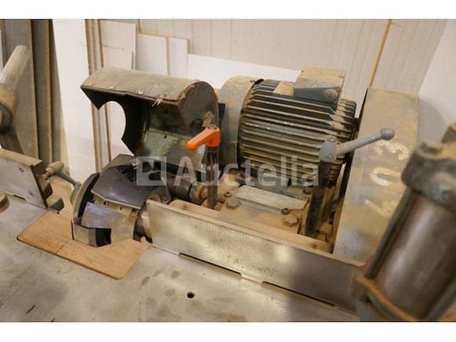 Schaaf-en freesmachine d'hulster - afbeelding 5 van  7