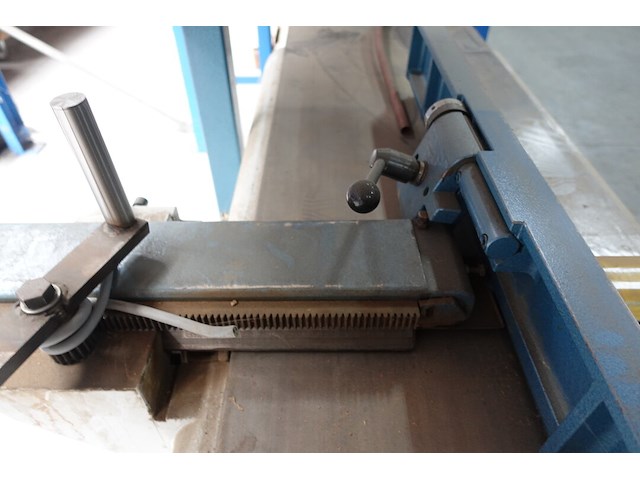 Schaafbank utis - afbeelding 6 van  10