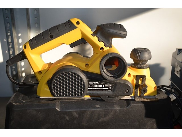 Schaafmachine powerplus powx1110 in koffer, 2 toestelkoffers bosch - afbeelding 4 van  8