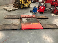 Schaarbrug op lucht - afbeelding 2 van  5