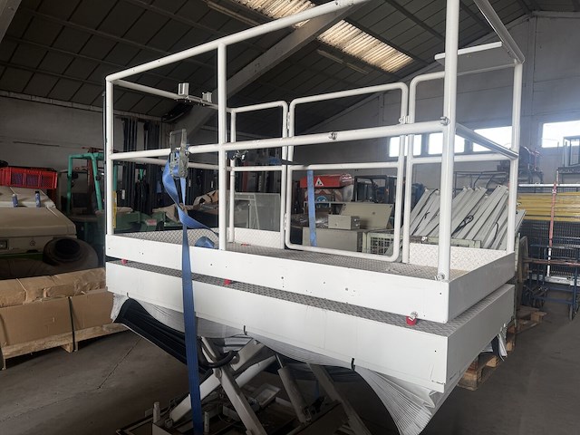 Schaarhefplatform armo - afbeelding 3 van  5