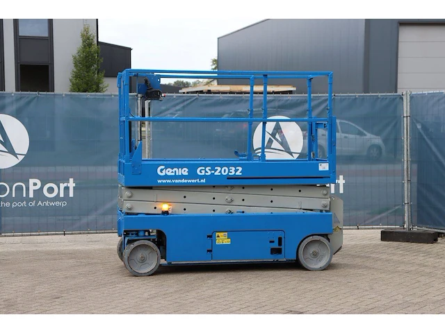 Schaarhoogwerker genie gs2032 363kg 8.0m 2006 - afbeelding 1 van  1