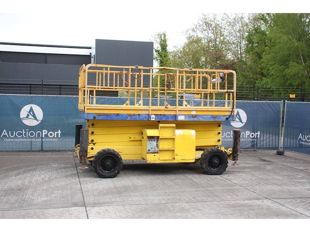 Schaarhoogwerker haulotte h15 sx diesel 15m 2005 - afbeelding 1 van  1