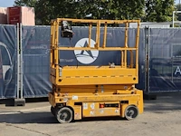 Schaarhoogwerker haulotte optimum 8 elektrisch 230kg 8.2m 2012