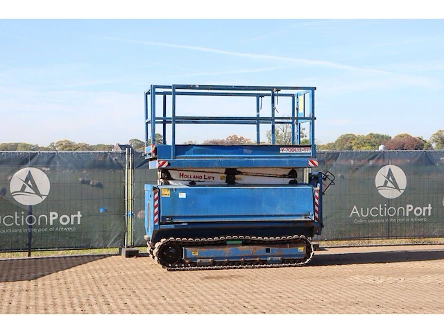 Schaarhoogwerker holland lift y-70dl12-tr diesel 9m - afbeelding 1 van  1