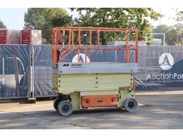 Schaarhoogwerker jlg 2630es elektrisch 230kg 9.7m - afbeelding 1 van  1