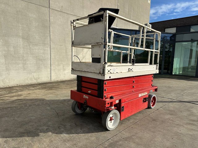 Schaarhoogwerker jlg 2646 elektrisch 9.92m 2002 - afbeelding 1 van  1