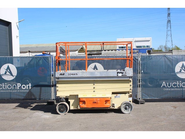 Schaarhoogwerker jlg 3246es elektrisch 11.6m 2008 - afbeelding 1 van  1