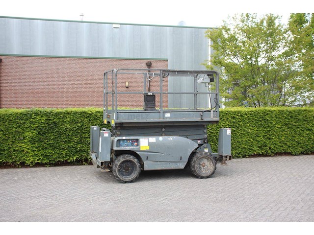 Schaarhoogwerker metz frenstat diesel - afbeelding 1 van  1