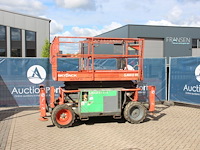 Schaarhoogwerker skyjack sj6832rt diesel 12m 2015