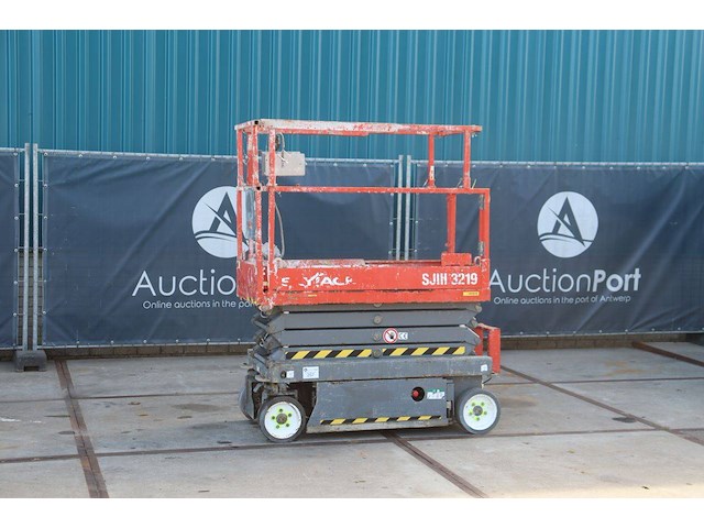 Schaarhoogwerker skyjack sjiii-3219 elektrisch 227kg 7.8m 2017 - afbeelding 1 van  1